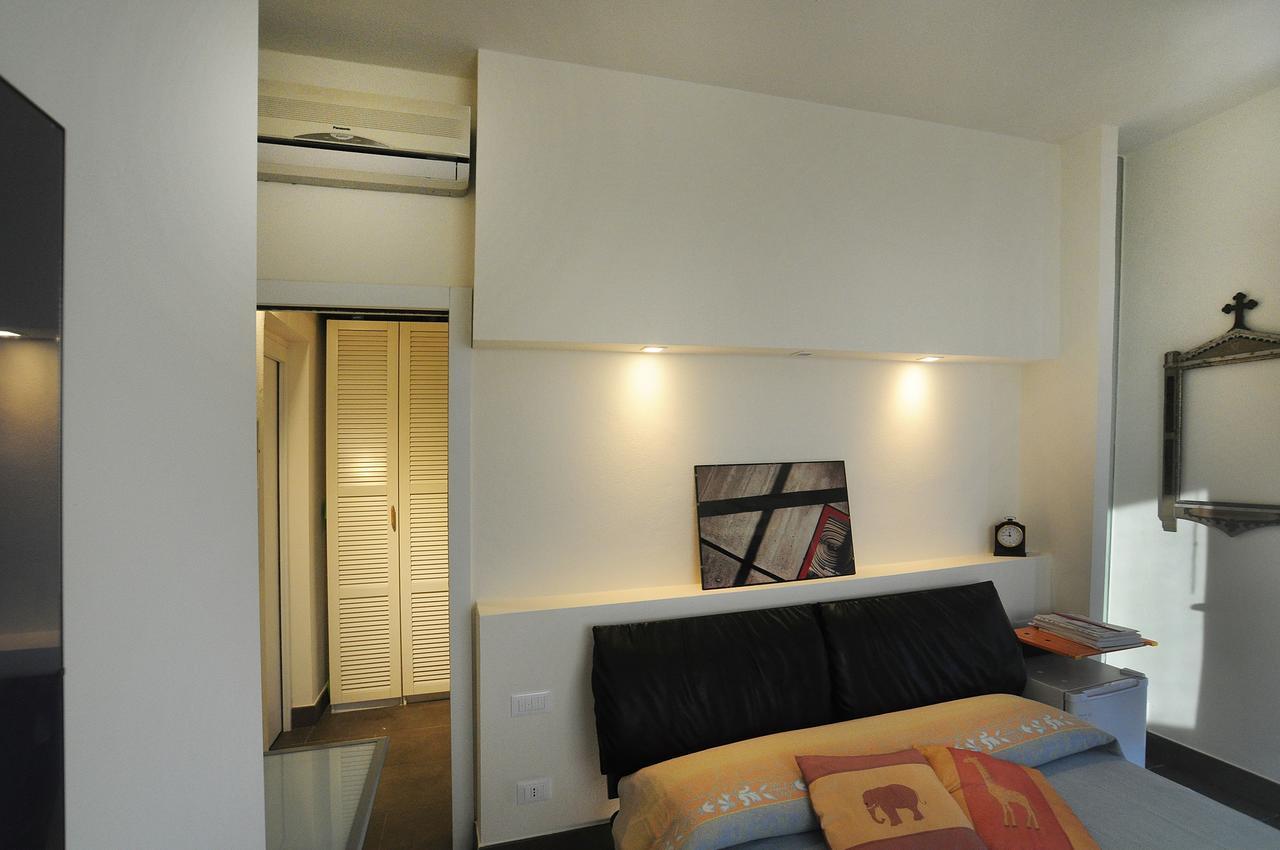 콰르투 산텔레나 Art House Quartu - Margine Rosso B&B 외부 사진
