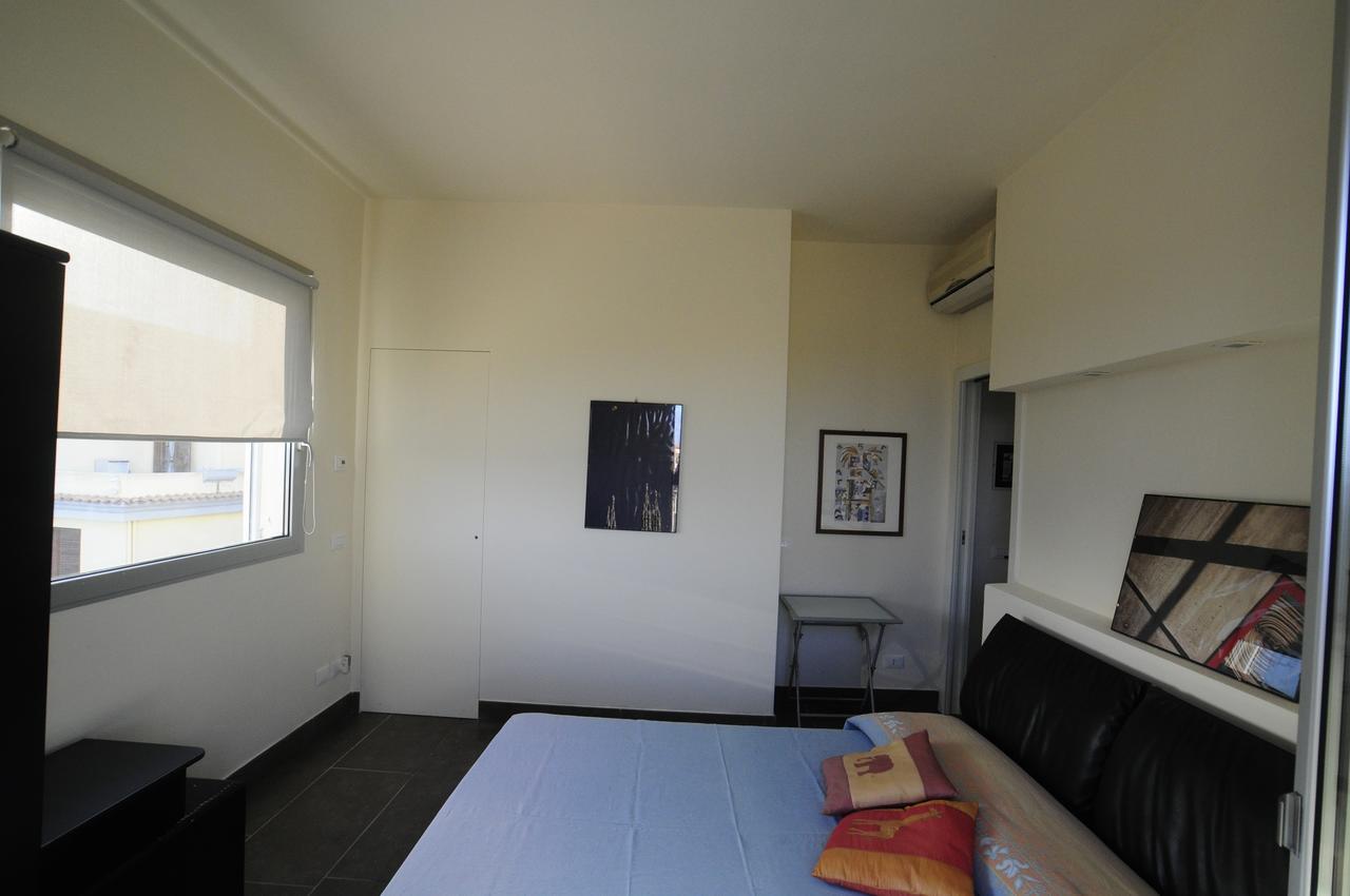 콰르투 산텔레나 Art House Quartu - Margine Rosso B&B 외부 사진